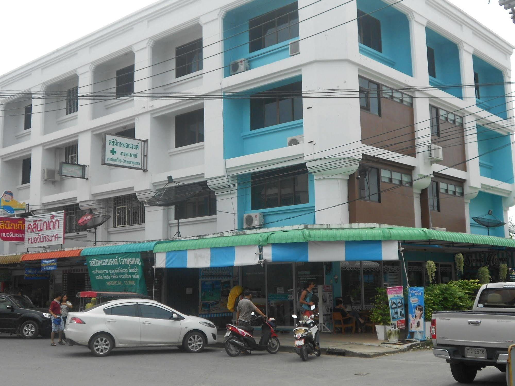 Hostel Sweet
